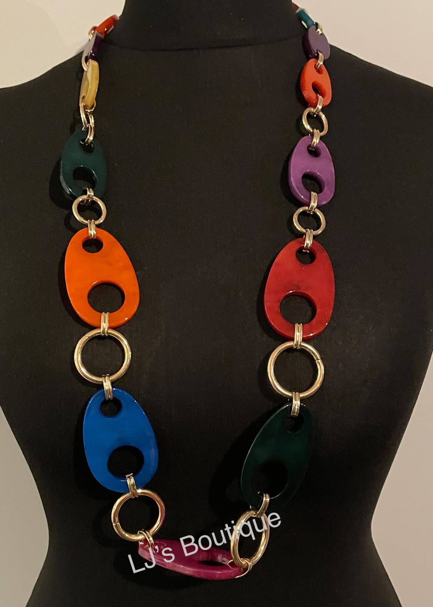 611 – Multi-Coloured Necklace