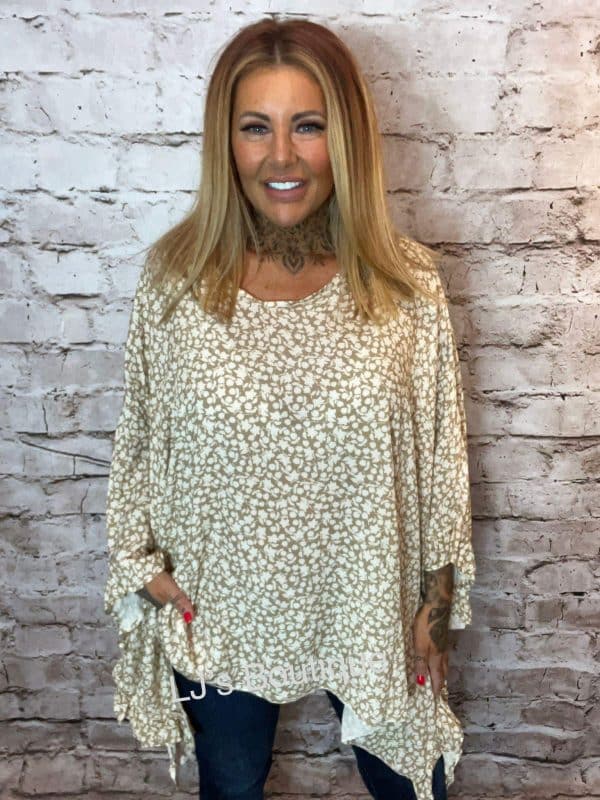 Faye Kaftan Style Top Best Fits 14-24 - Image 7