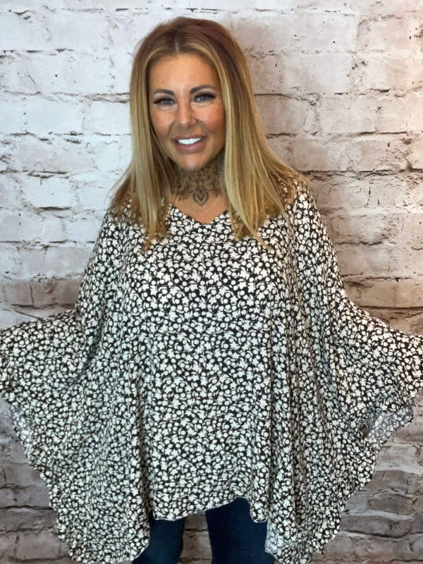 Faye Kaftan Style Top Best Fits 14-24 - Image 2