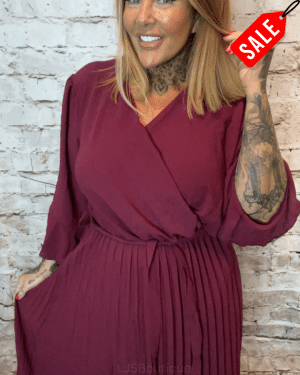 Mary Maxi wrap dress best fits 14-22