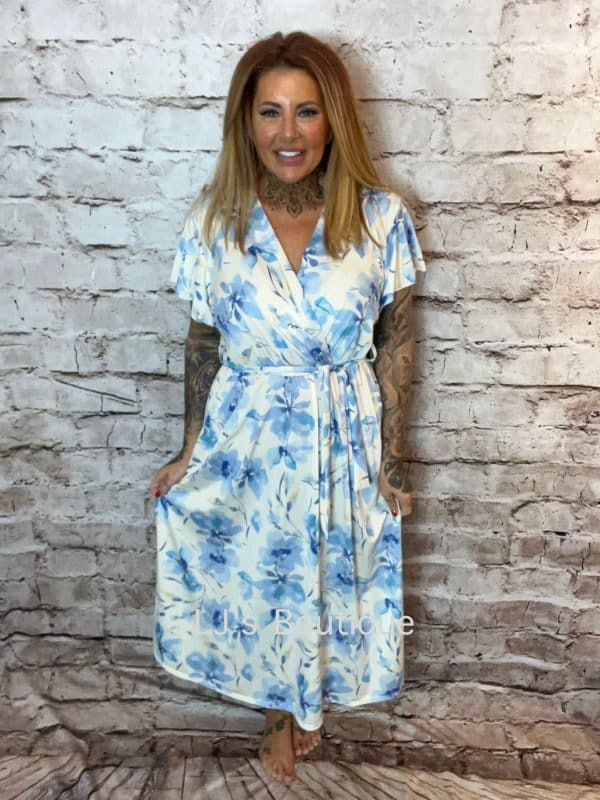 Dana Floral wrap dress Best Fits 12-20 - Image 4