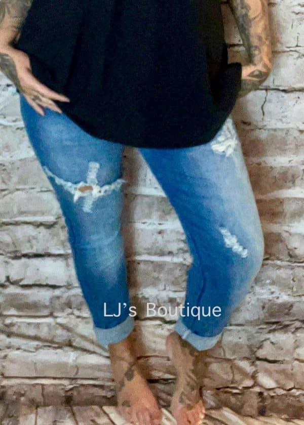 Distressed Denim Premium Magic Jeans