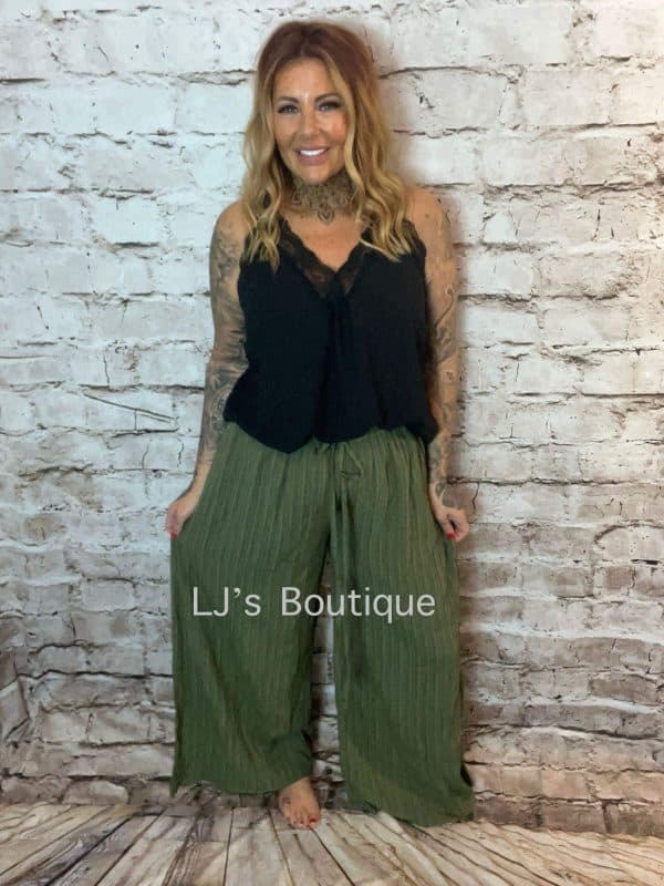 Lydia Wide Leg Elasticated Trousers Best Fits 14-22  "No Returns On Sale Items"