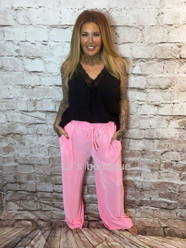 The Mia Palazzo Pants Best Fits 14-24 - "No Returns On Sale Items"