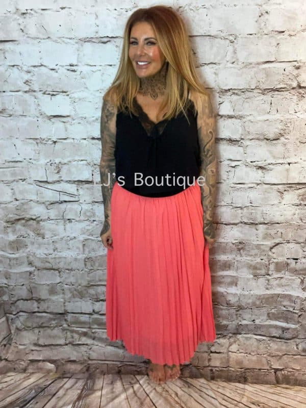 Pippa Le Pleat Skirt 14-24  "No Returns On Sale Items" - Image 2