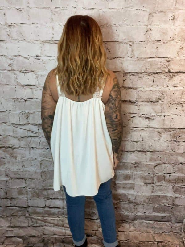 Lolita Vest (longer) best fits 16-26 - Image 3