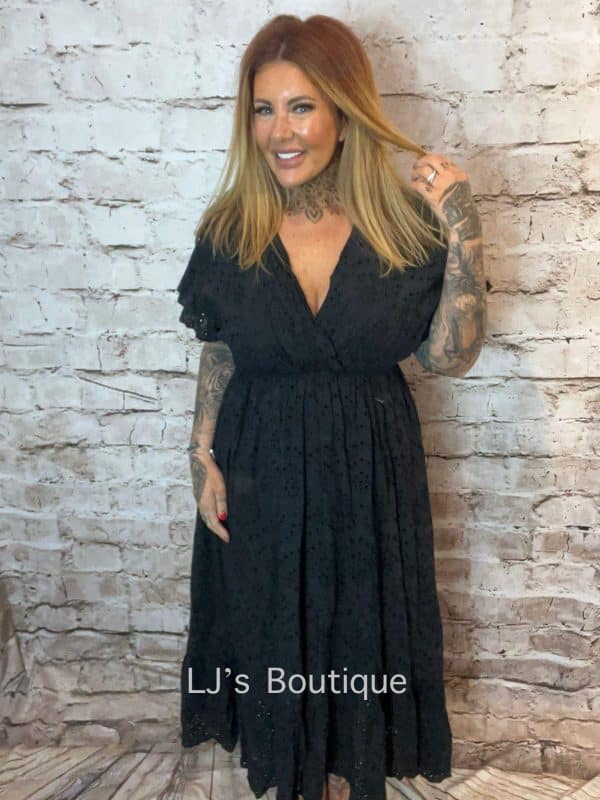 Priscilla Broderie Dress 14-22 - "No Returns On Sale Items" - Image 3