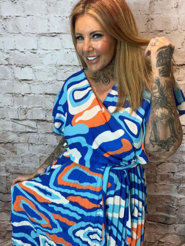Jazzlyn Pleated Wrap Dress Best Fits 14-26  "No Returns On Sale Items" - Image 4