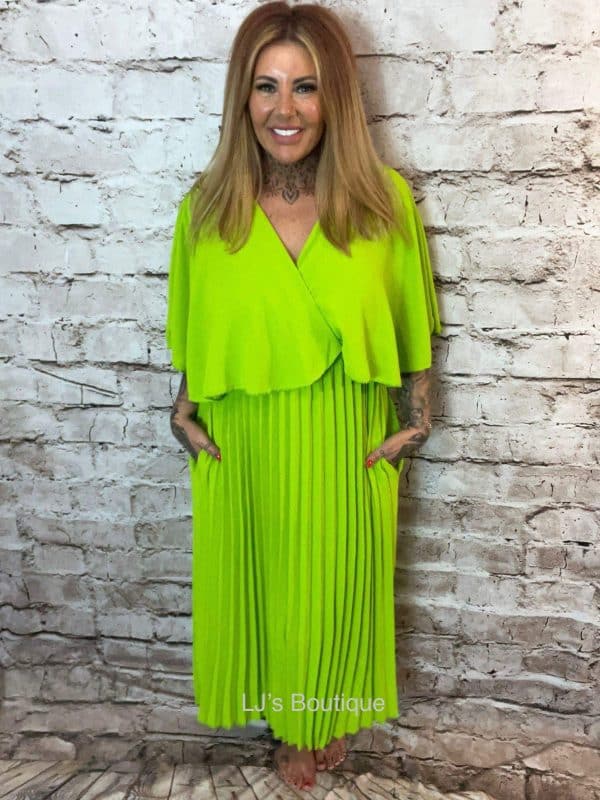 The Caroline Maxi Dress best fits 16-26 - Image 7