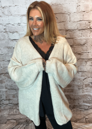 Tamia Oversized Chunky Knit Cardigan Best Fits 14-26 *Restocked*