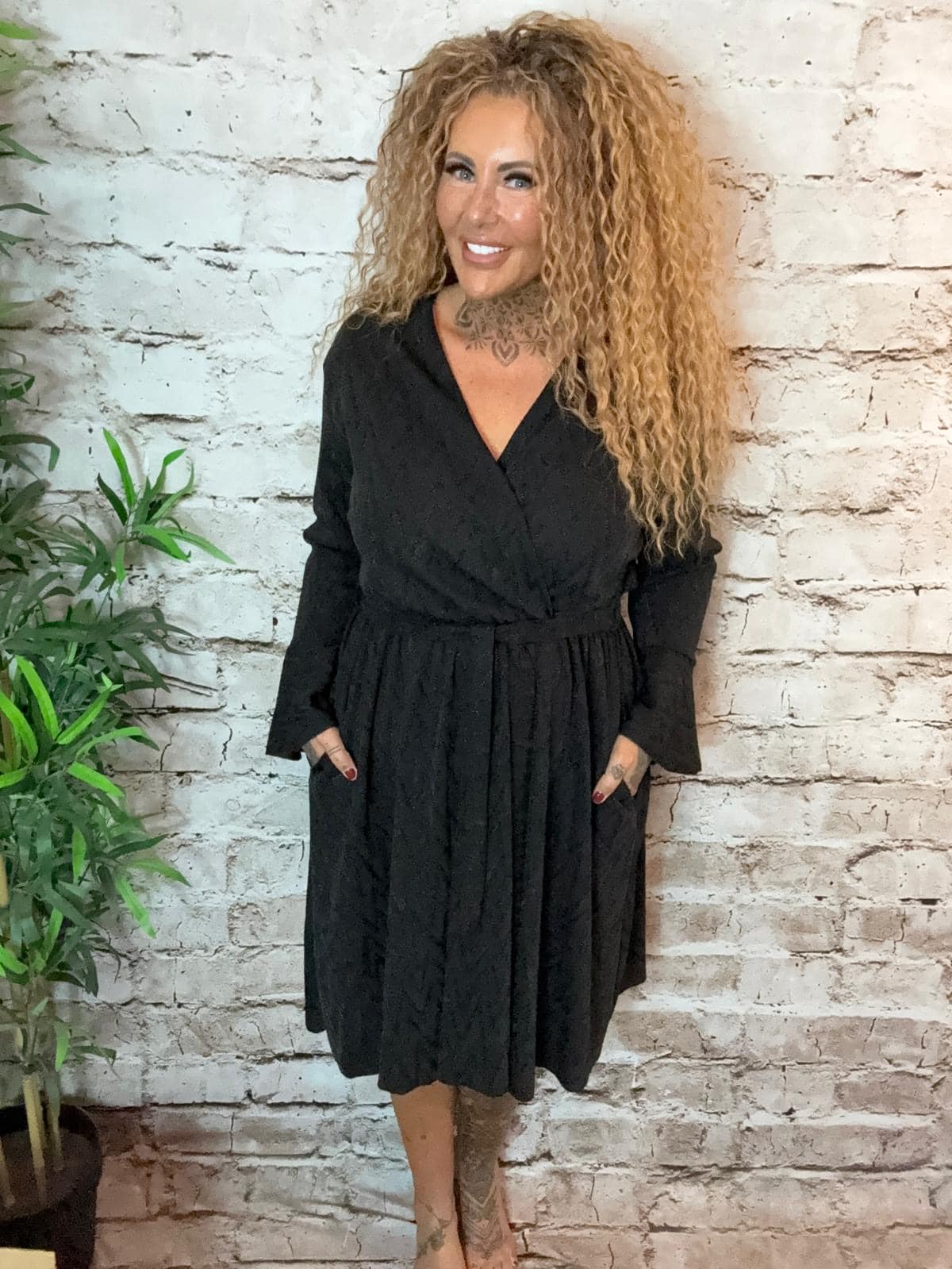 Glitter bomb wrap dress best fits 16-24 - Image 7