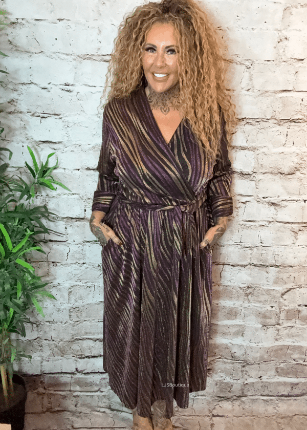 Mariah glitter wrap dress best fits 16-24 - Image 4