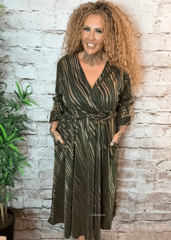 Mariah glitter wrap dress best fits 16-24 - Image 3