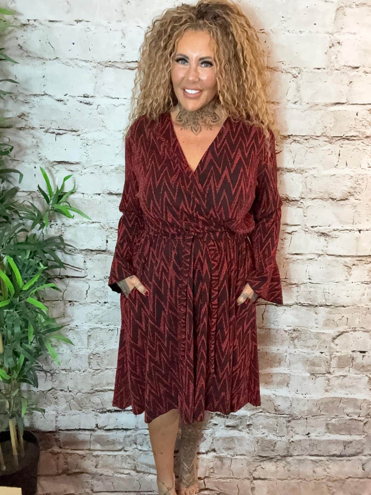 Glitter bomb wrap dress best fits 16-24 - Image 2