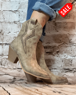 755 Thunderbolt cowboy boots