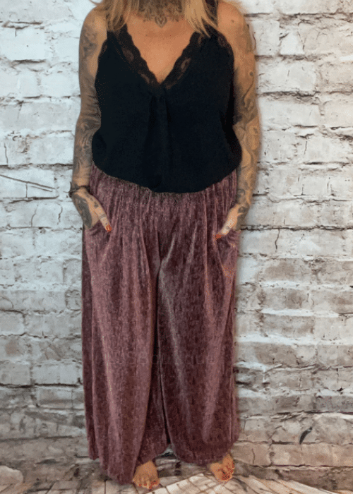 Deva wide leg trouser best fits 14-24 - Image 3