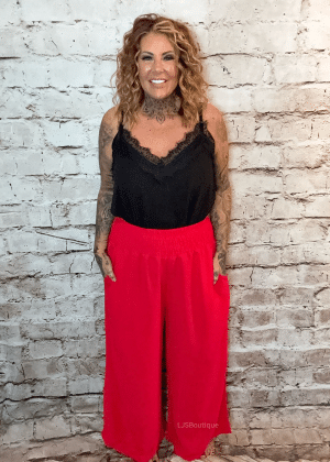 Matilda wide leg trousers best fits 16-24