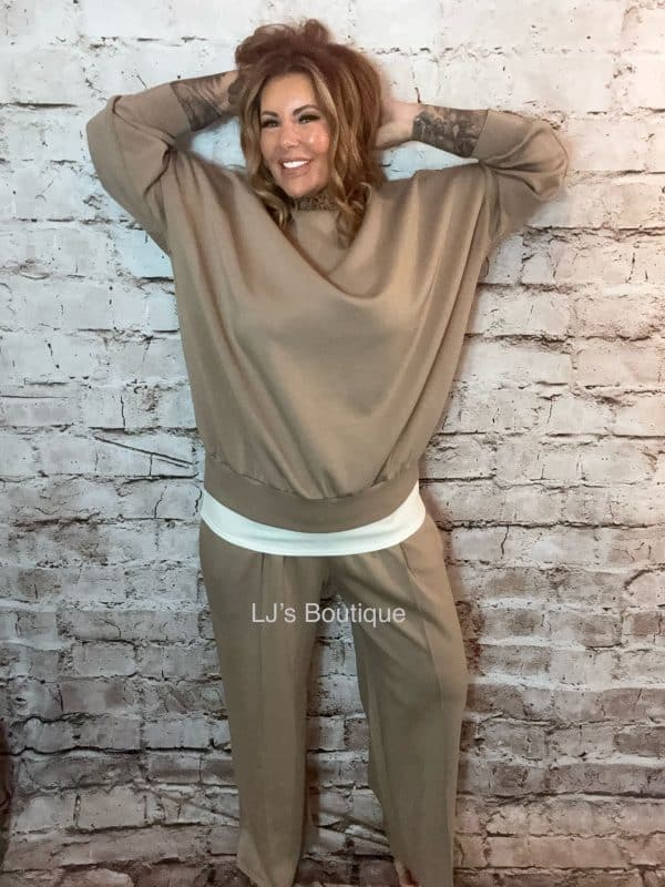 Orlando 2 Piece set best fits 16-24 *restocked* - Image 4