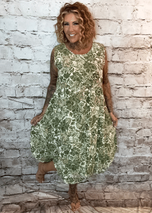 Alexa Sleeveless Parachute dress 12-18