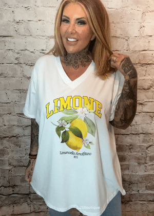 Limone V-neck t-shirt Best Fits 16-26