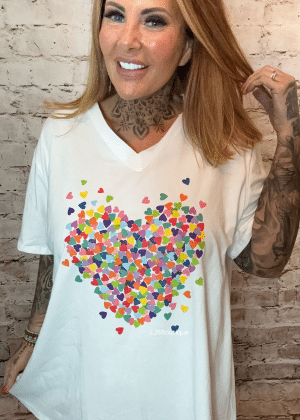 All the hearts V-neck t-shirt best fits 16-24