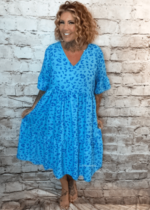 Suzie dress best fits 16-24
