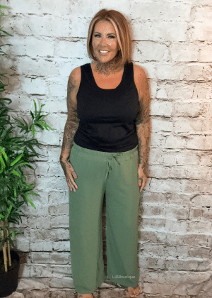 Blanche wide leg pants best fits 12-18 Restocked