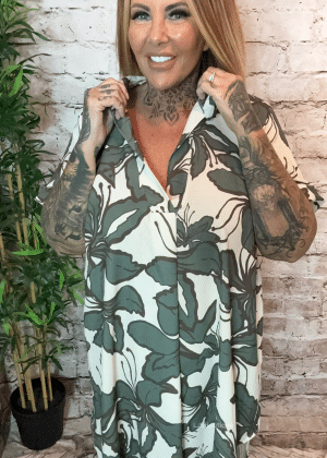 Nicole Tunic/dress best fits 16-24
