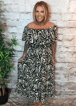 Brittany Bardot dress best fits 16-24