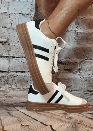 White retro-inspired platform trainers