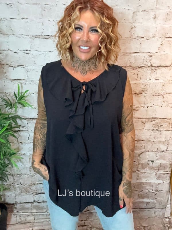 Whitney blouse best fits 16-24 - Image 4