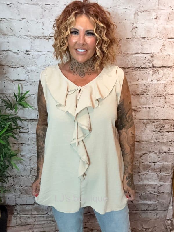 Whitney blouse best fits 16-24 - Image 8
