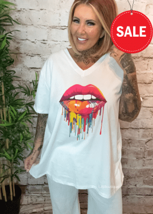 Nibble V-neck T-shirt best fits 16-24 no returns on sale items