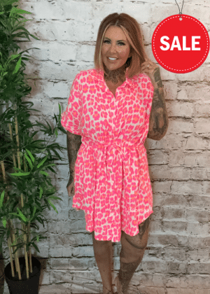 Zoey Shirt dress best fits 16-24 no returns on sale items