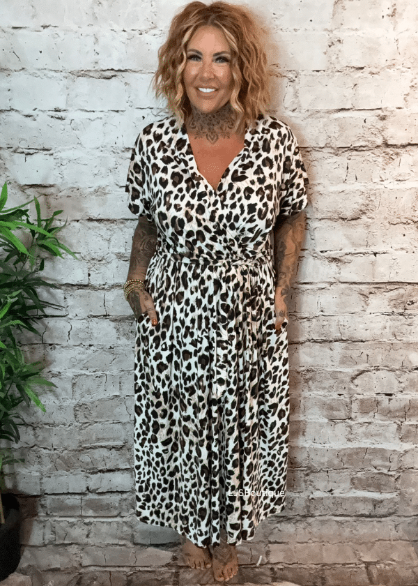 Martina wrap dress best fits 14-24 Restocked