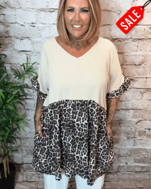 Iris top best fits 16-24 NO RETURNS ON SALE ITEMS