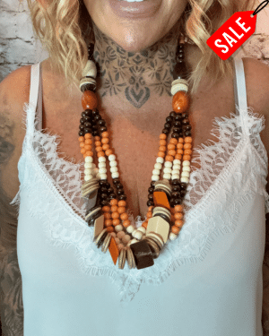 560 Wooden beaded necklace