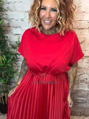 Red Bianca Pleated Dress best fits 12-20