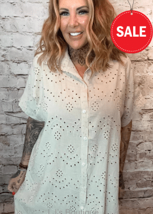 Angelica shirt dress best fits 16-24 "No Returns On Sale Items"