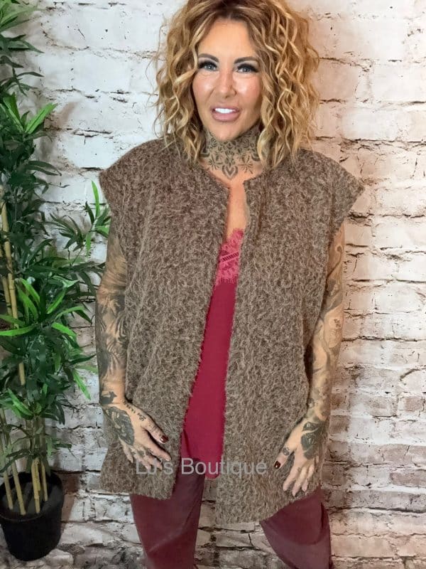 Larger Myka Mohair style Waistcoat Best Fits 18-26 - Image 6
