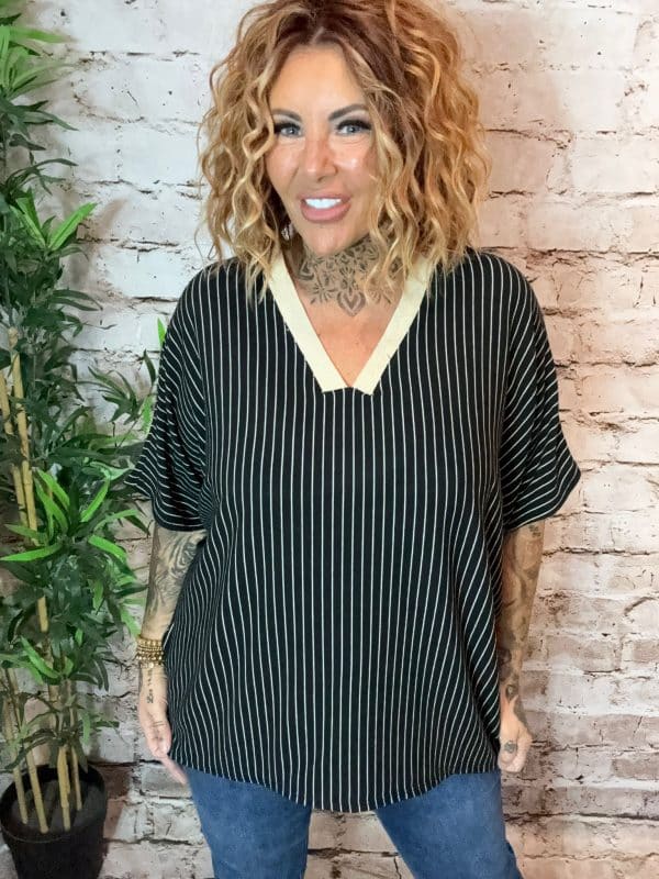 The Sloane Stripe Top Best Fits  16-24 - Image 3