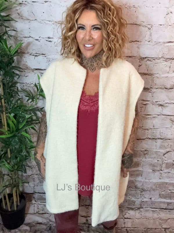 Larger Myka Mohair style Waistcoat Best Fits 18-26 - Image 2