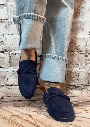 601 Navy blue moccasin slip-on loafers