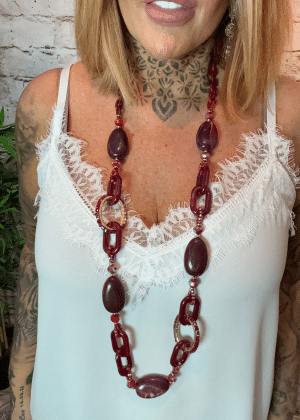 605 Red wine coloured beaded necklace