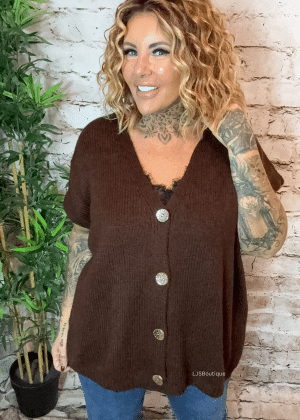 The Sienna cardigan Best Fits 16-24