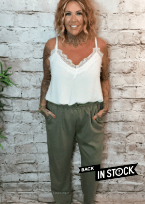 Amanda Joggers best fits 16-26