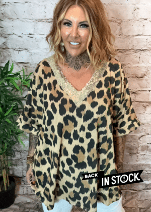 Leo top  best fits 16-26