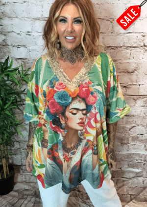 Freida sparkle top best fits 16-26 "1 LEFT"