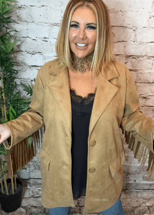 Calamity Cowgirl jacket best fits 16-24