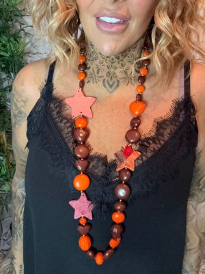 697 Brown & Burnt Orange coloured beaded necklace